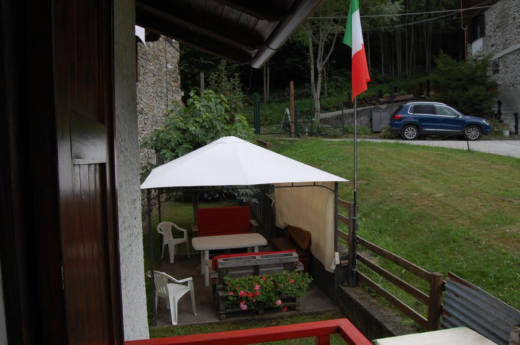 Casa Valentino Villa Corteno Golgi Eksteriør billede