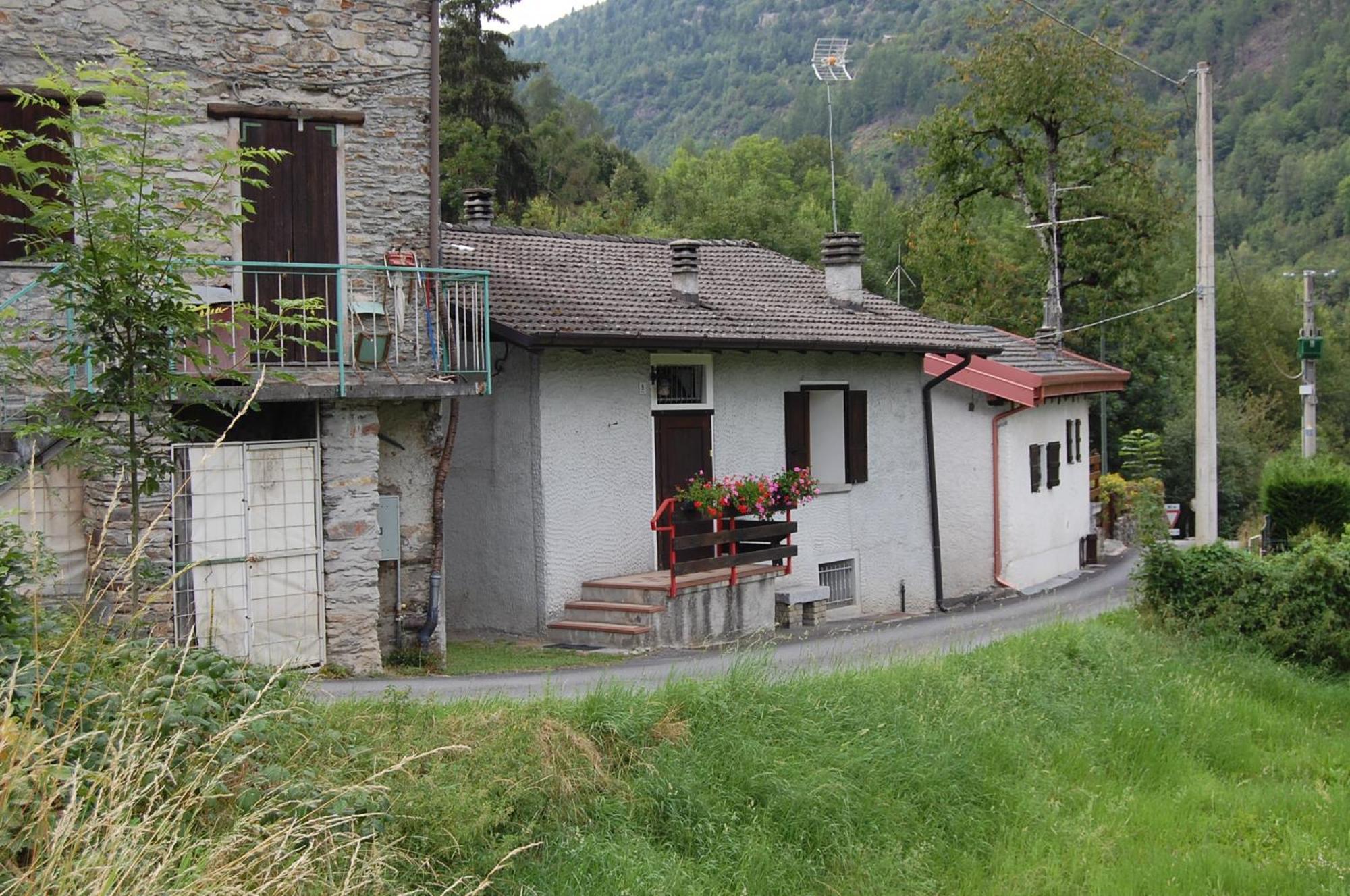 Casa Valentino Villa Corteno Golgi Eksteriør billede