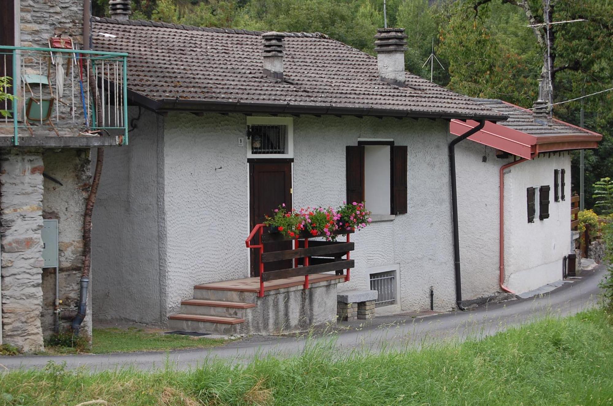 Casa Valentino Villa Corteno Golgi Eksteriør billede